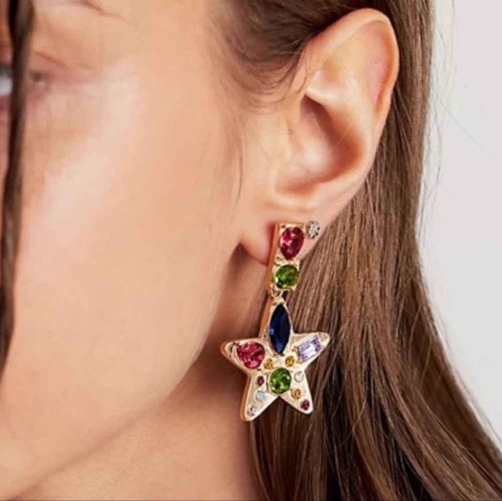 NWT Free People Nancy Ann Earring Post Gold Tone Rainbow Rhinestone - Picture 1 of 4